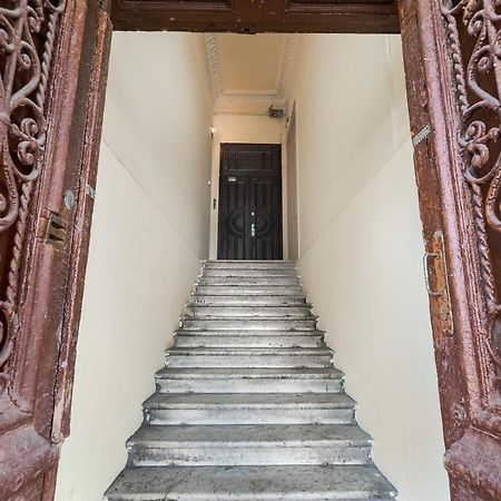 Nice Apartment In The City Center Одесса Экстерьер фото