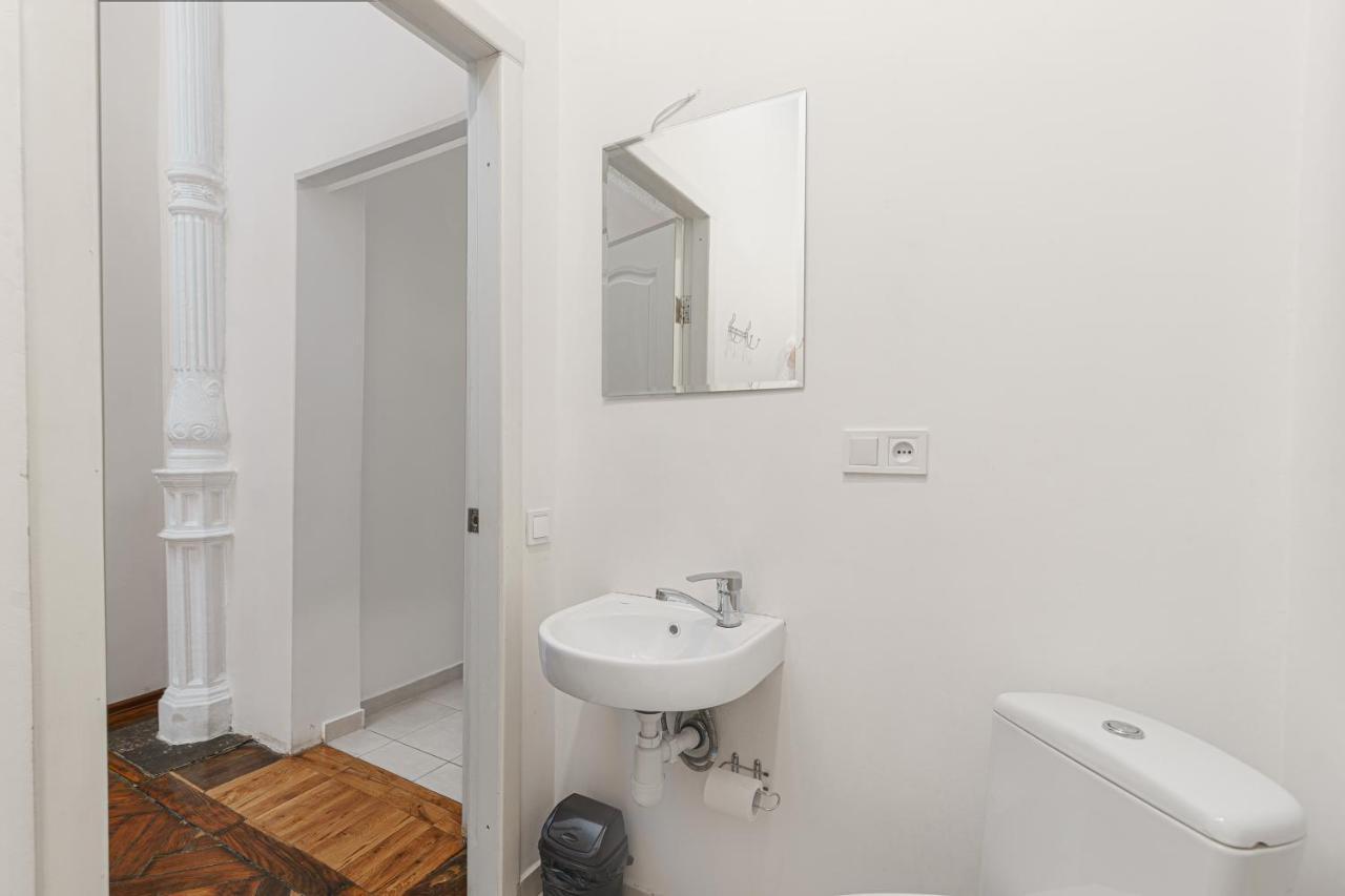 Nice Apartment In The City Center Одесса Экстерьер фото