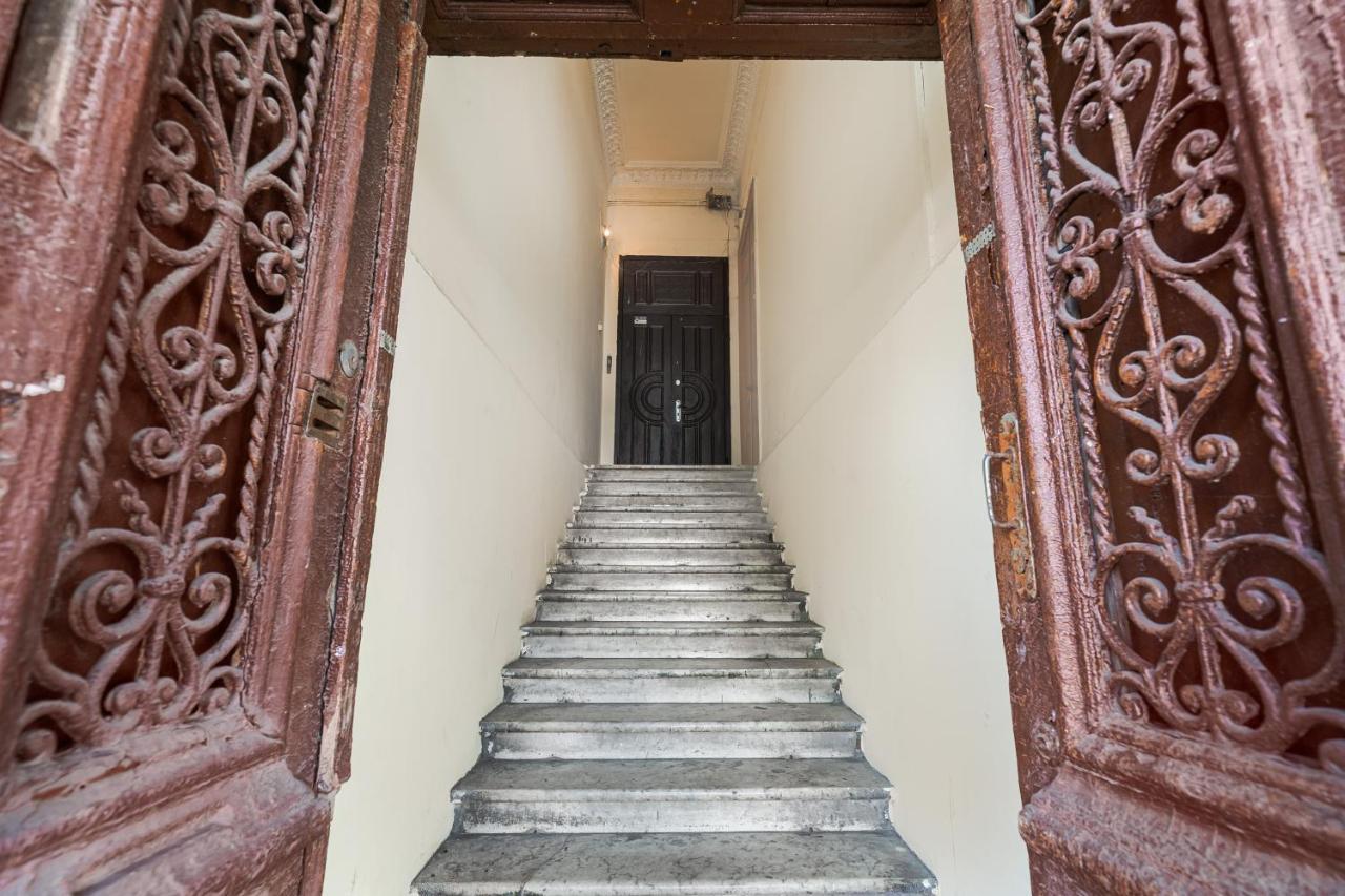 Nice Apartment In The City Center Одесса Экстерьер фото